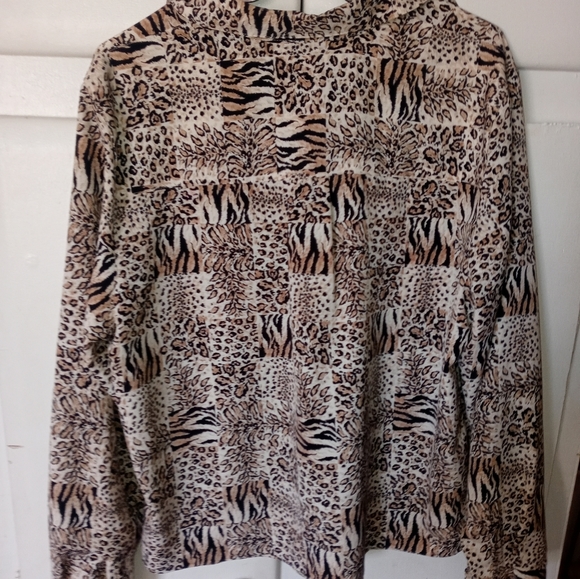 Animal print blouse - Picture 4 of 8